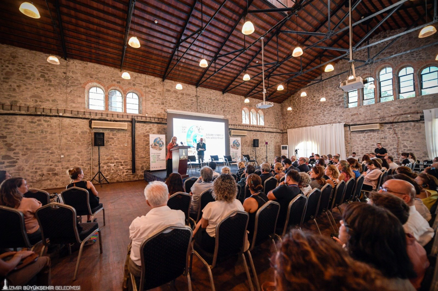Akdeniz’in geleceği İzmir’de şekilleniyor